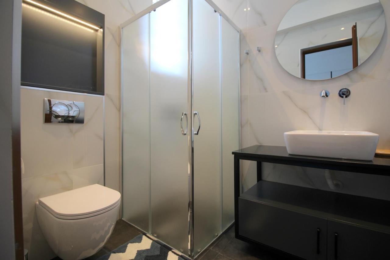 Jericho Rooms Sarande Exterior photo