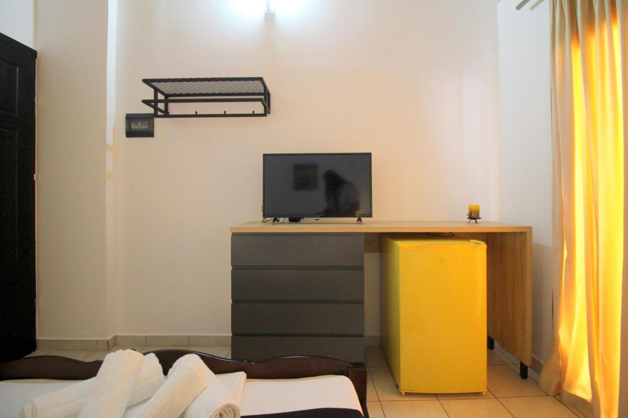 Jericho Rooms Sarande Exterior photo
